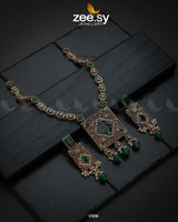Captivating Crystals Necklace Golden Green - Zeesy Jewellery