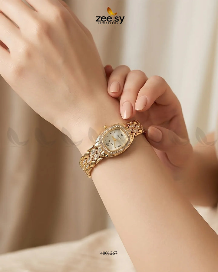Delicate Oval Dial Watch ACCESSORIES - Zeesy Jewellery Pakistan | Premium Artificial & Imitation Jewellery