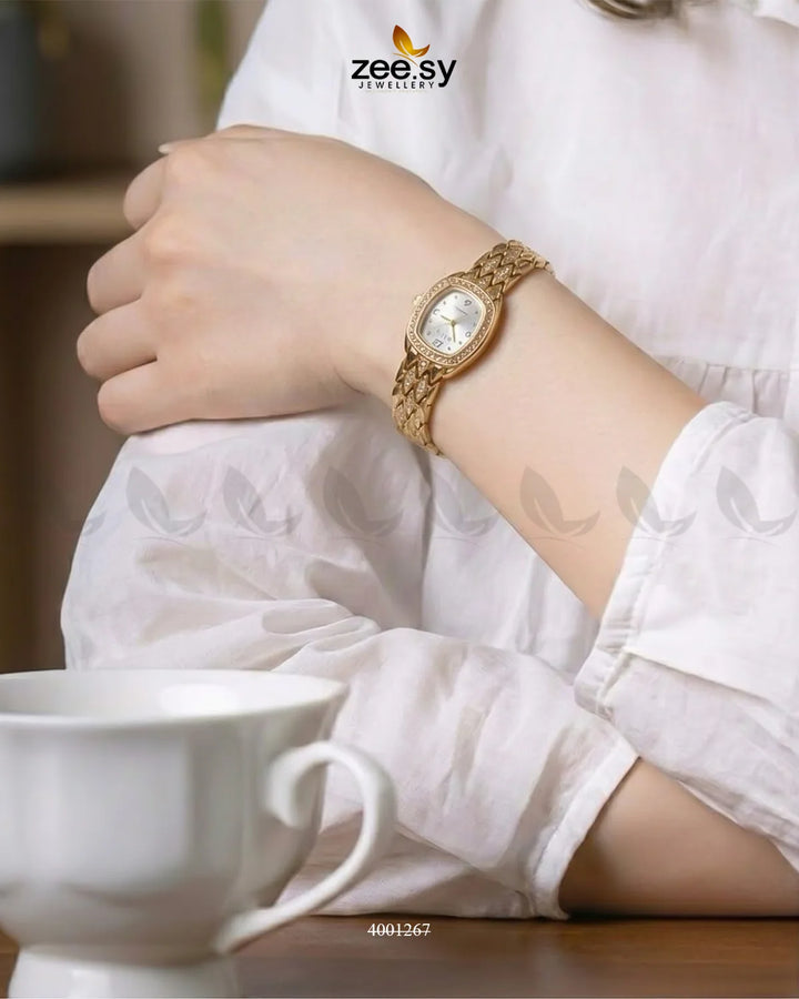 Delicate Oval Dial Watch ACCESSORIES - Zeesy Jewellery Pakistan | Premium Artificial & Imitation Jewellery