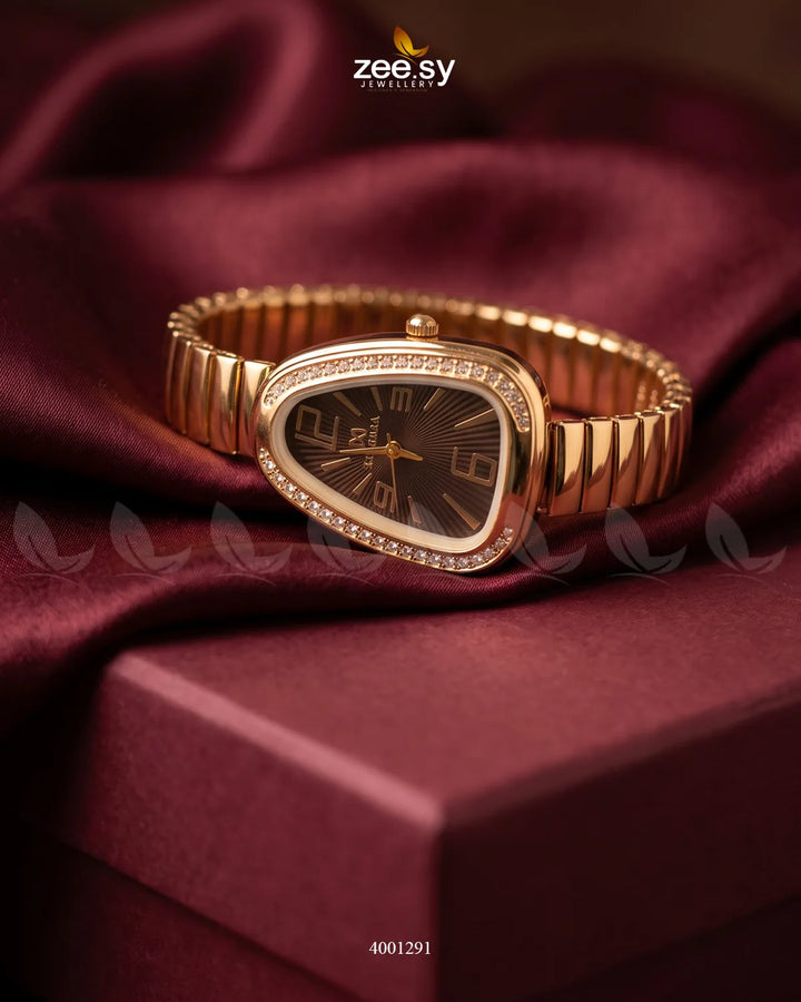 Black Elegant Serpent Bezel Watch by AJ03, showcasing a stylish watch with a serpent-themed bezel and sleek design.