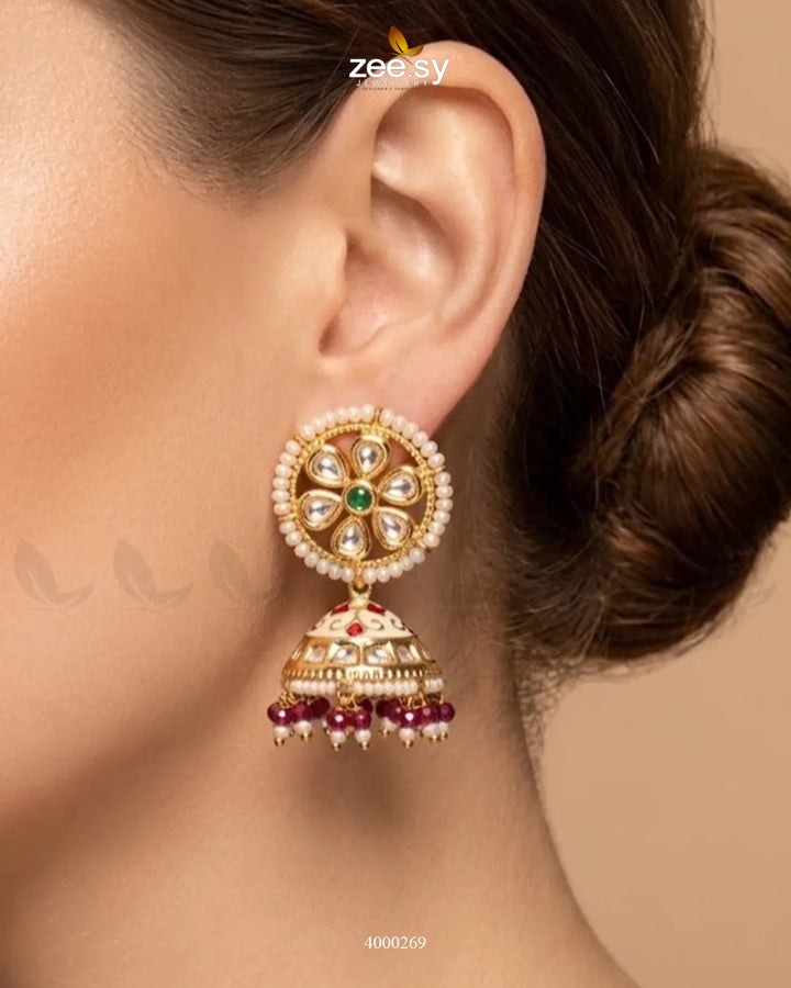 Gleam Beaded Pearl Malla Set
