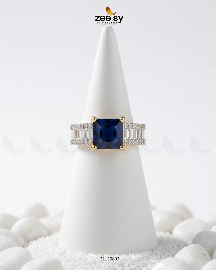 Golden Pretty Bold Stone Ring