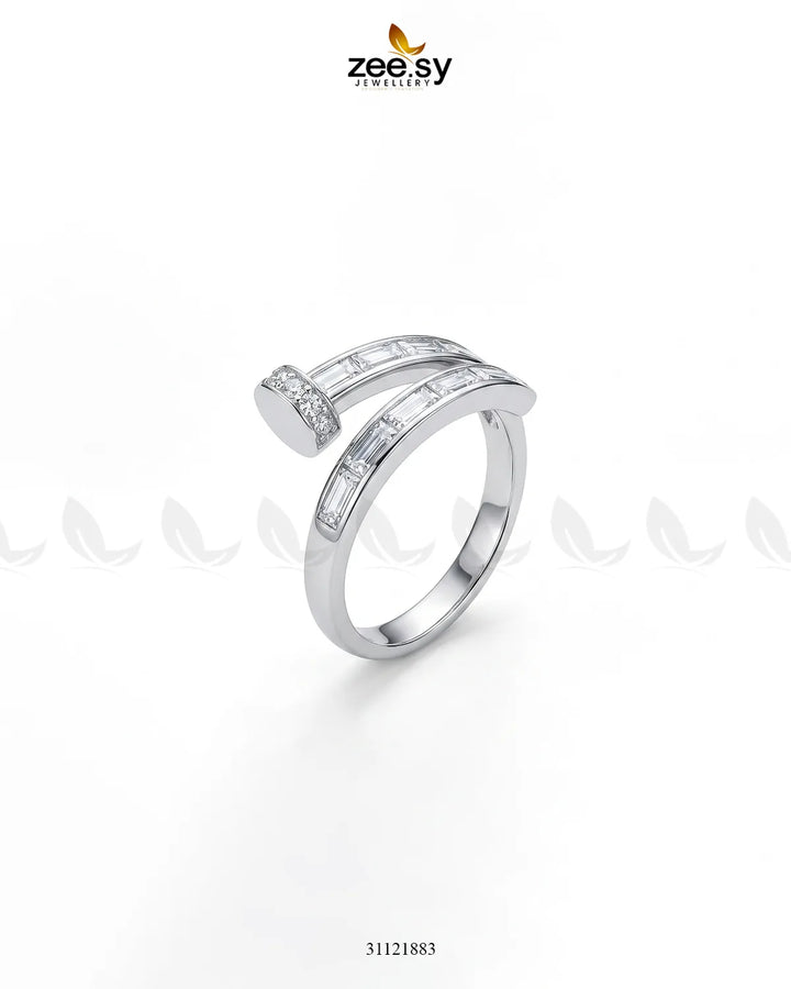 Heirloom Cluster River Ring Finger Ring - Zeesy Jewellery Pakistan | Premium Artificial & Imitation Jewellery
