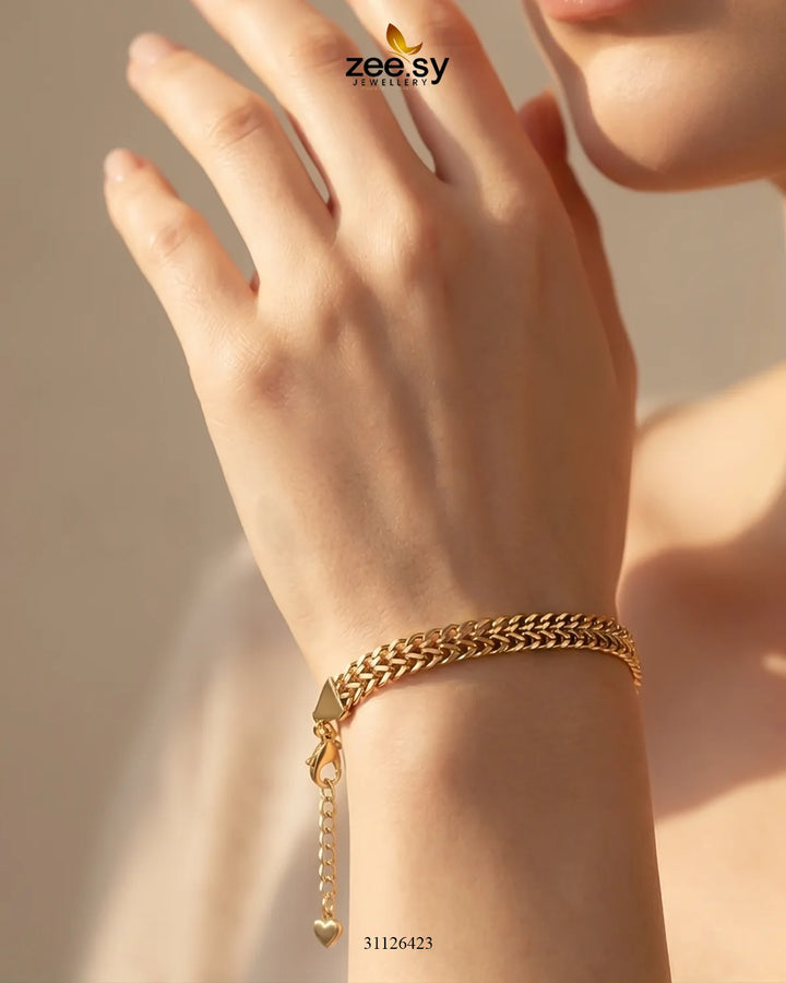 Imperial Double Curb Bracelet Bracelet - Zeesy Jewellery Pakistan | Premium Artificial & Imitation Jewellery