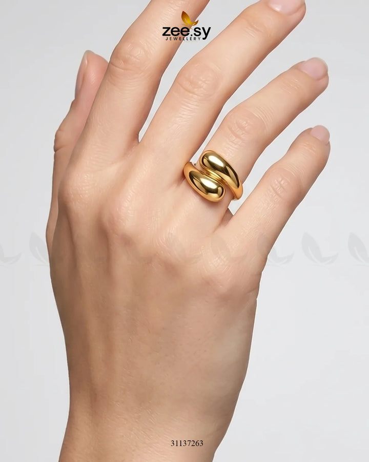 London Studio Gilded Fluid Ring Finger Ring - Zeesy Jewellery Pakistan | Premium Artificial & Imitation Jewellery