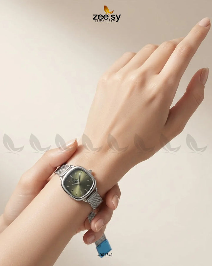 AJ03 Lunar Woven Link Watch showing a stylish woven metal strap and round dial, perfect for accessories and fashion.