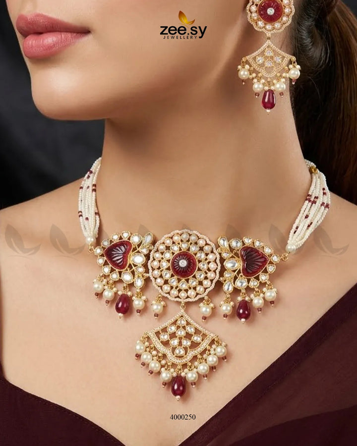 Noor Kundan Pearl Choker Set