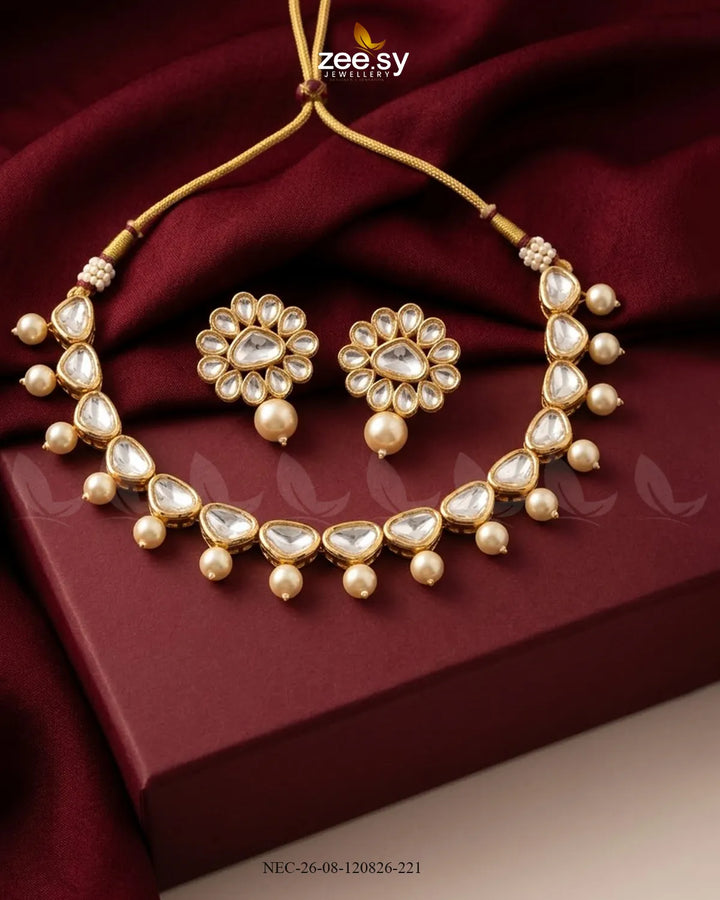Opulent Polki Style Necklace Set
