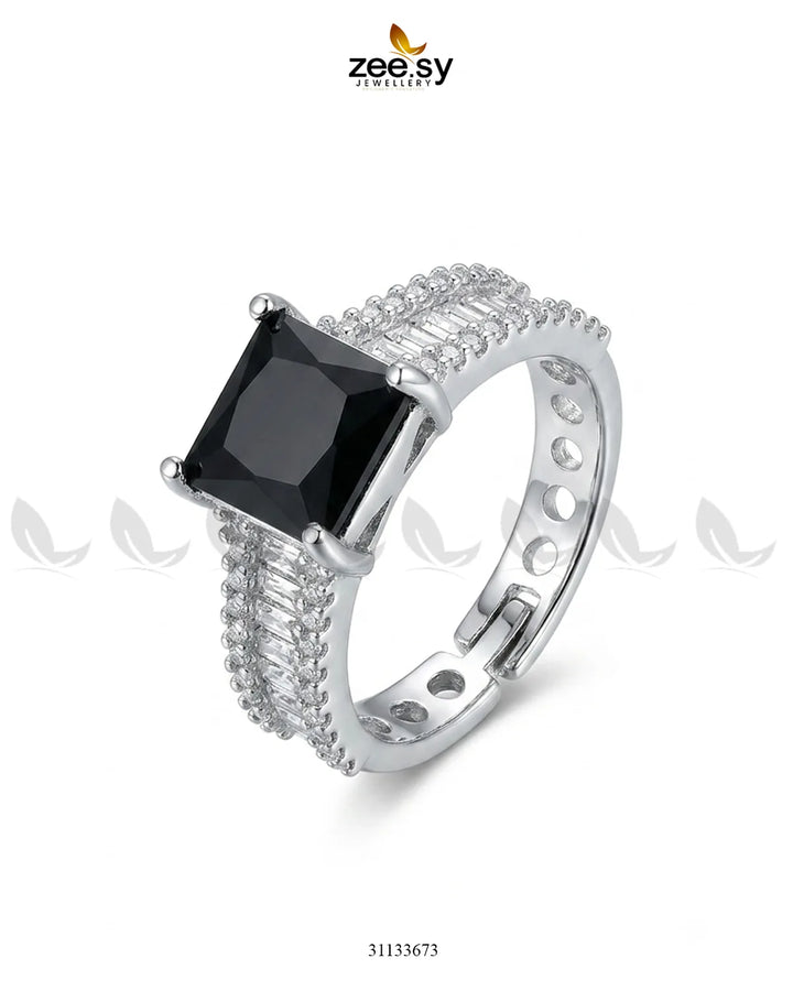 Silver Pretty Bold Stone Ring Finger Ring - Zeesy Jewellery Pakistan | Premium Artificial & Imitation Jewellery