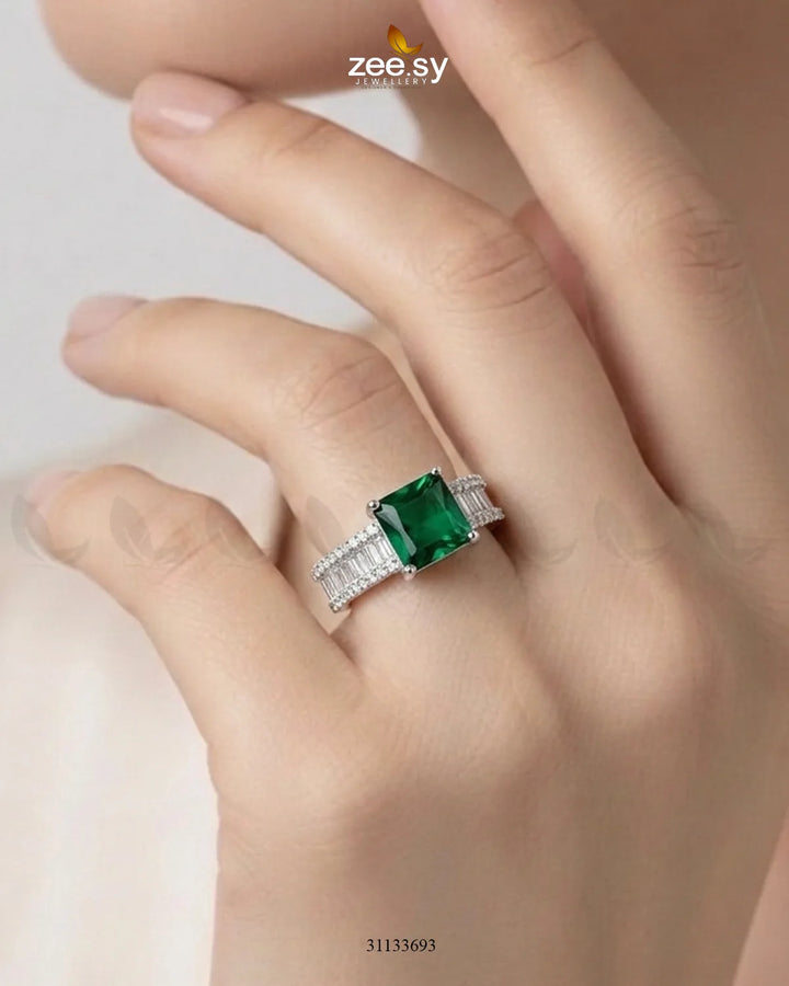 Silver Pretty Bold Stone Ring Finger Ring - Zeesy Jewellery Pakistan | Premium Artificial & Imitation Jewellery