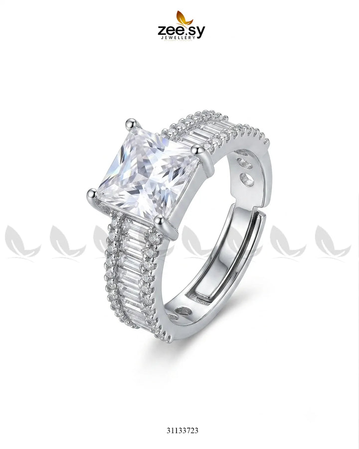 Silver Pretty Bold Stone Ring Finger Ring - Zeesy Jewellery Pakistan | Premium Artificial & Imitation Jewellery