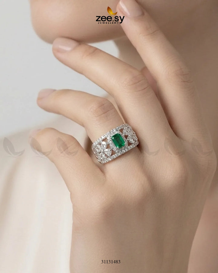 Silver Royal Oval Stone Ring Finger Ring - Zeesy Jewellery Pakistan | Premium Artificial & Imitation Jewellery