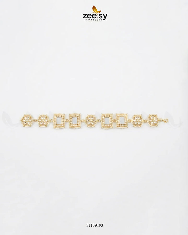 Timeless Mirror Traditional Sheesh Patti MATHA PATI - Zeesy Jewellery Pakistan | Premium Artificial & Imitation Jewellery