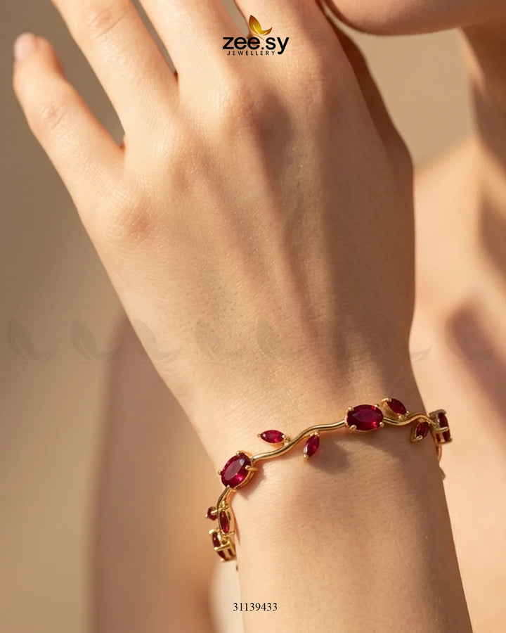 Tulip Cut Stones Floral Bracelet Finger Ring - Zeesy Jewellery Pakistan | Premium Artificial & Imitation Jewellery