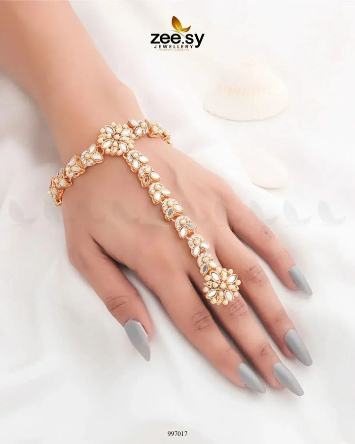 Kritika Anja Accessories Golden White ACCESSORIES - Zeesy Jewellery Pakistan | Premium Artificial & Imitation Jewellery