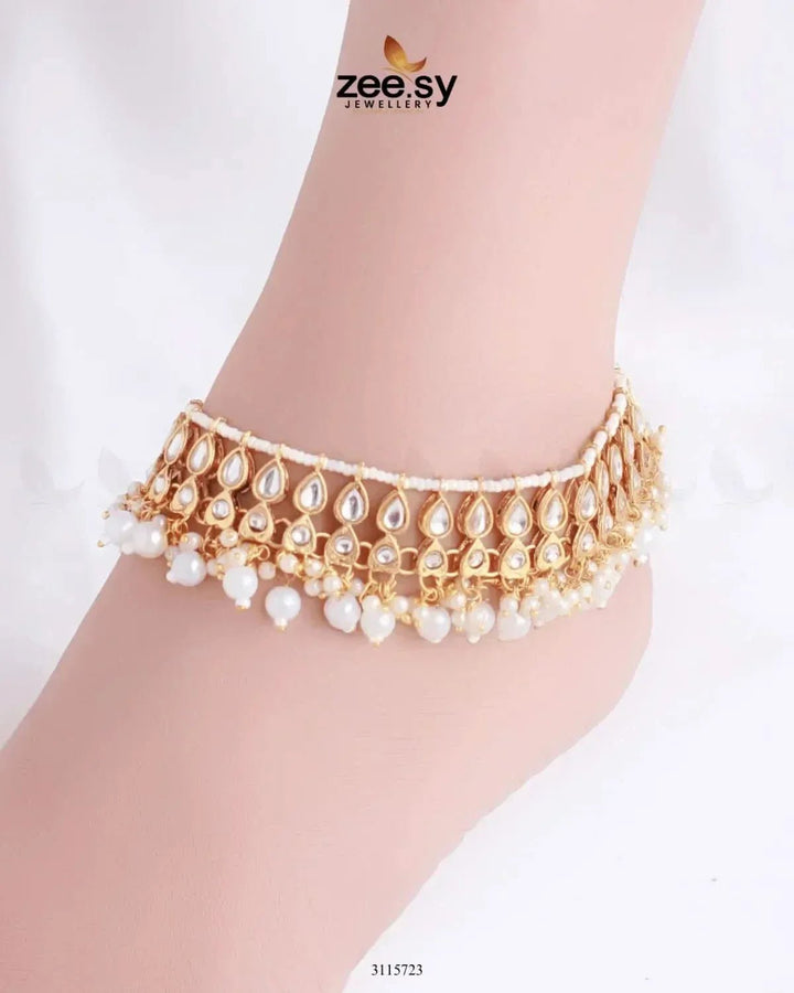 Atefeh Anklet Golden White Anklets - Zeesy Jewellery Pakistan | Premium Artificial & Imitation Jewellery