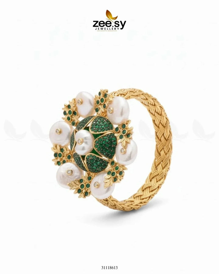 Reverie Bangles Green BANGLES - Zeesy Jewellery Pakistan | Premium Artificial & Imitation Jewellery