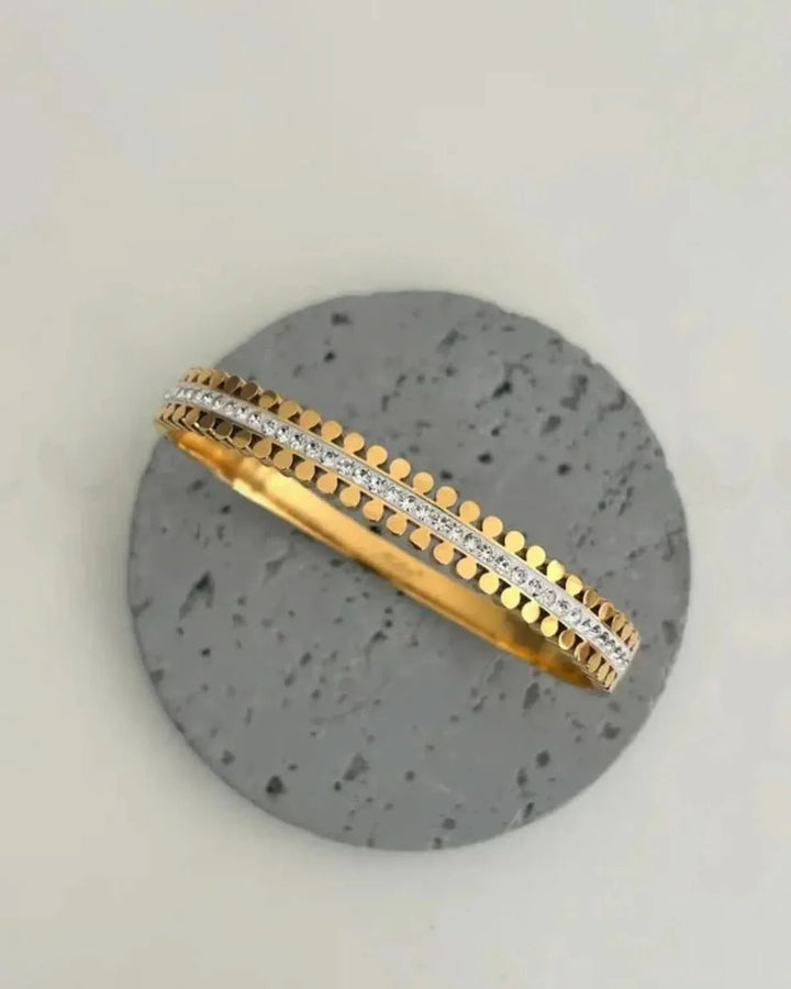 Maverick Bold Stainless Steel Bracelet Bracelet - Zeesy Jewellery Pakistan | Premium Artificial & Imitation Jewellery