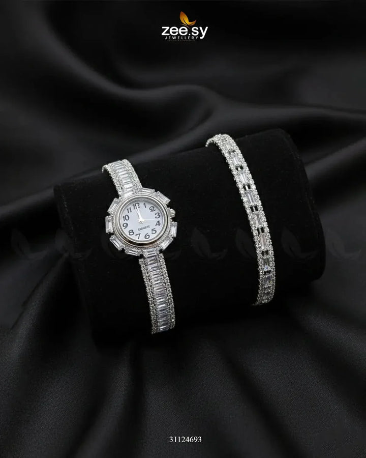 Rich Intricate Cluster Bracelet Watch Bracelet - Zeesy Jewellery Pakistan | Premium Artificial & Imitation Jewellery