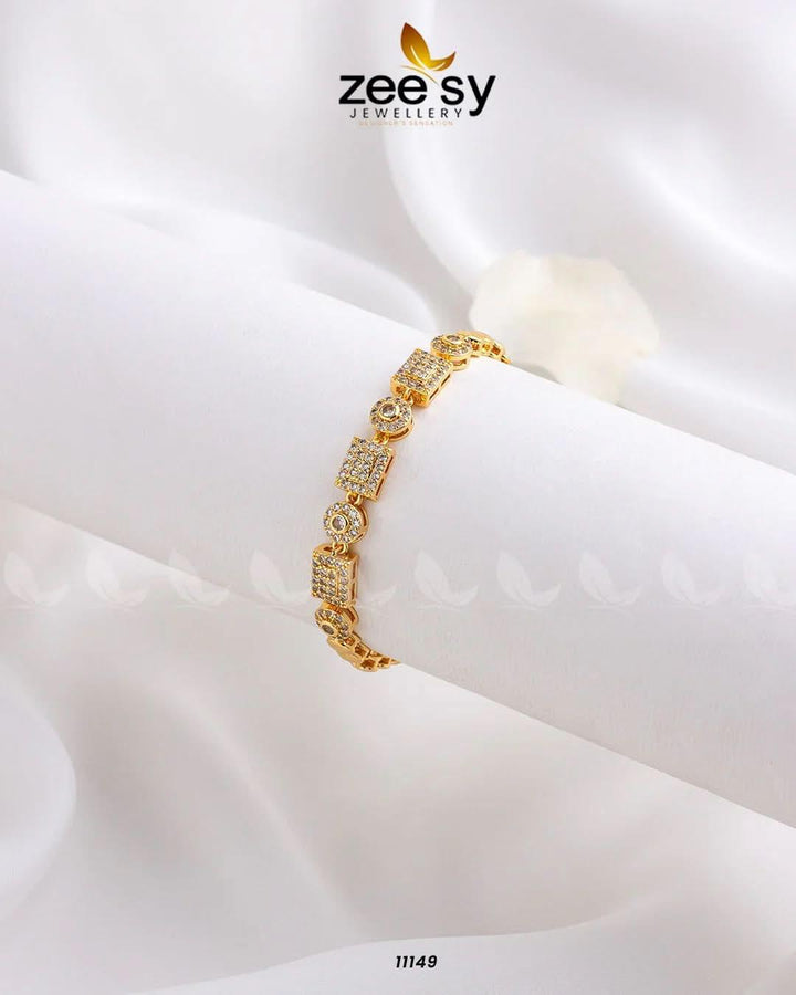 Lattice Bracelets Golden Bracelet - Zeesy Jewellery Pakistan | Premium Artificial & Imitation Jewellery