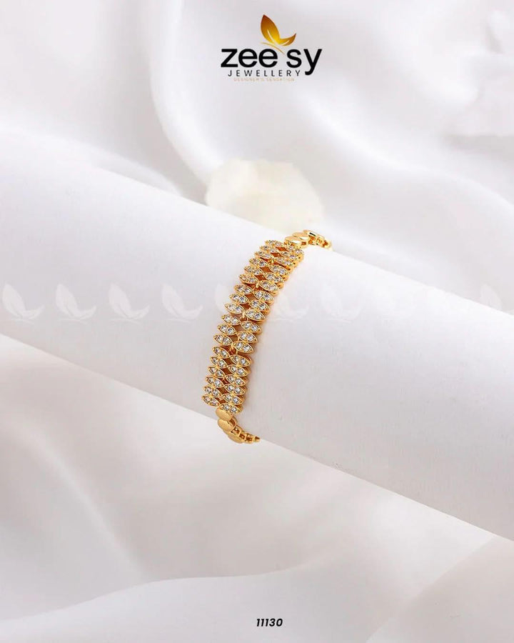 Mystique Cuffs Bracelets Golden Bracelet - Zeesy Jewellery Pakistan | Premium Artificial & Imitation Jewellery