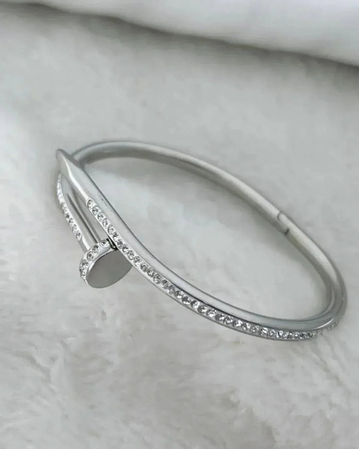 Nailon Bold Sparkle Bracelet Silver Bracelet - Zeesy Jewellery Pakistan | Premium Artificial & Imitation Jewellery