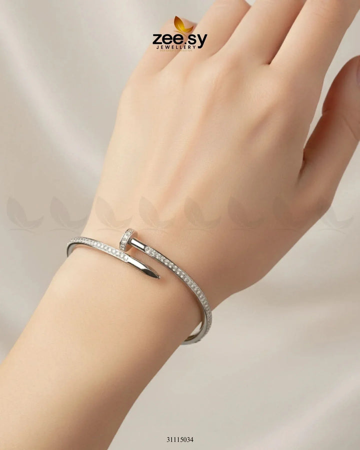 Nailon Bold Sparkle Bracelet Bracelet - Zeesy Jewellery Pakistan | Premium Artificial & Imitation Jewellery