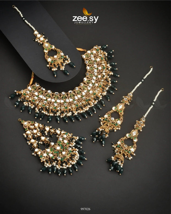 Twirling Bridal Set Emerald Green Bridal Set - Zeesy Jewellery Pakistan | Premium Artificial & Imitation Jewellery
