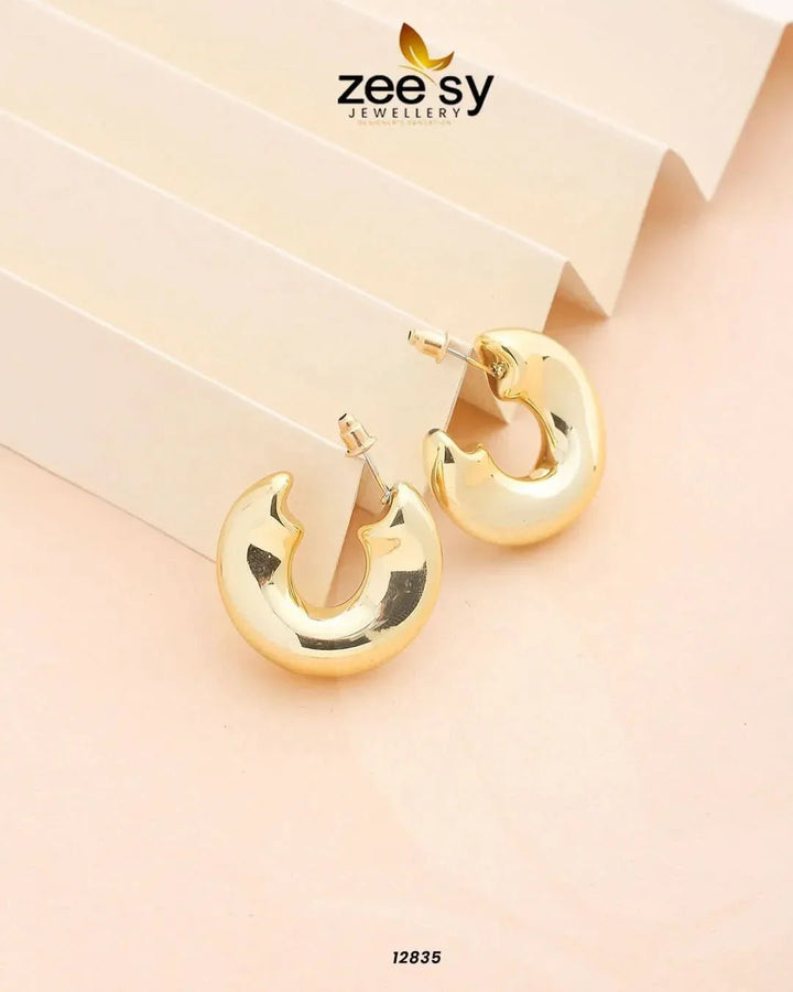 Valentina Earrings Golden Earrings - Zeesy Jewellery Pakistan | Premium Artificial & Imitation Jewellery
