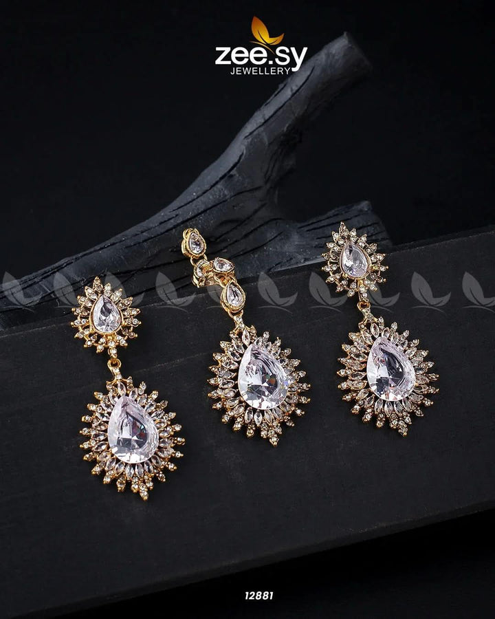 Lupine Earrings Golden White Earrings - Zeesy Jewellery Pakistan | Premium Artificial & Imitation Jewellery