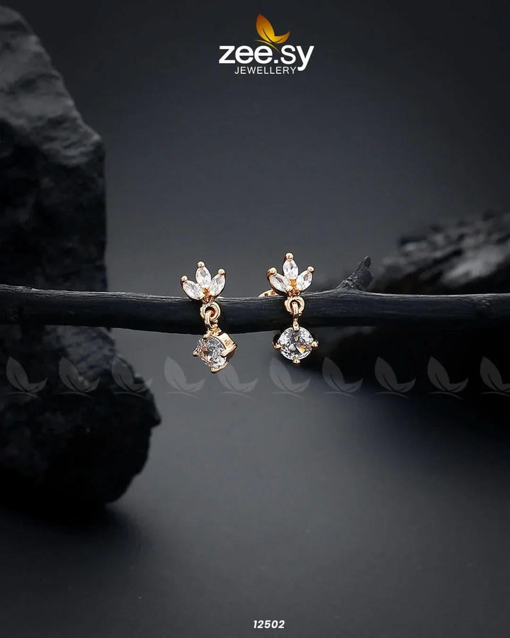 Tiny Leaf Earrings Golden Earrings - Zeesy Jewellery Pakistan | Premium Artificial & Imitation Jewellery