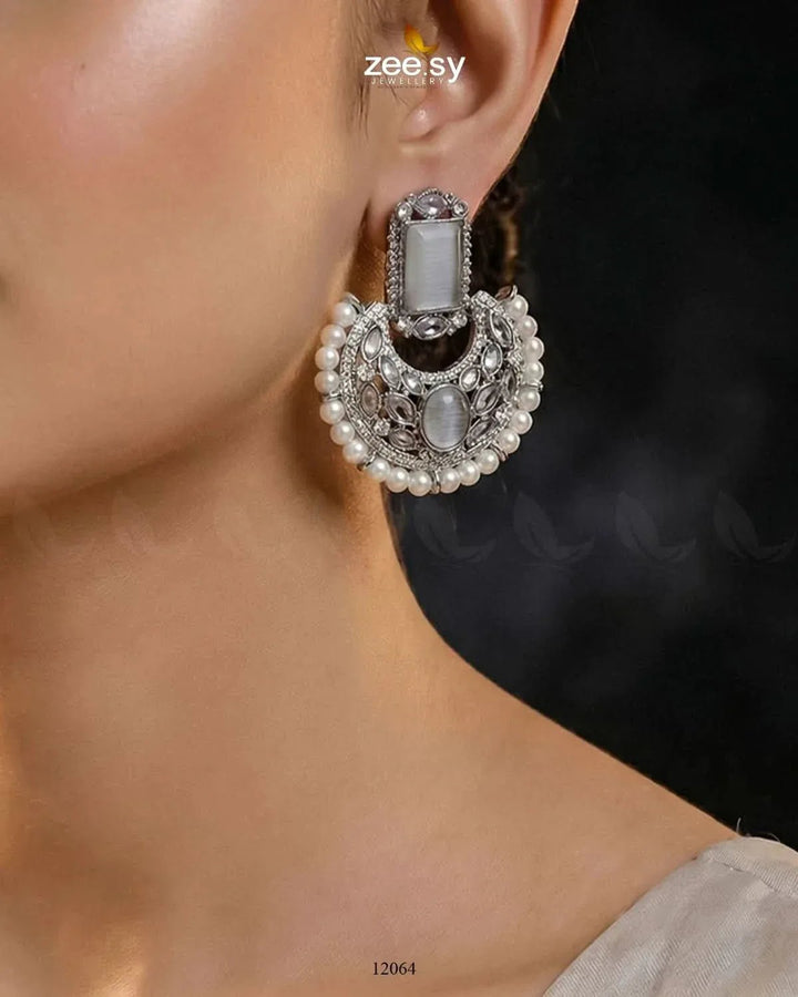 Silver Cluster Pearl Earrings Earrings - Zeesy Jewellery Pakistan | Premium Artificial & Imitation Jewellery