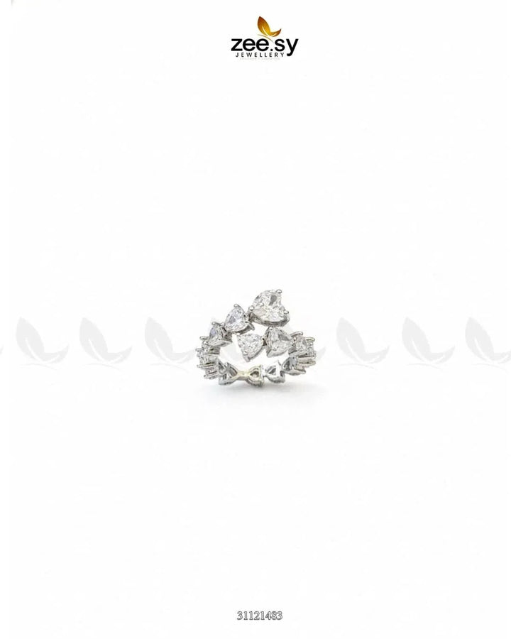 Dazzling Cut Cluster Ring Finger Ring - Zeesy Jewellery Pakistan | Premium Artificial & Imitation Jewellery