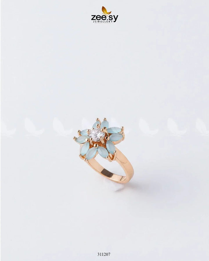 Daisy Ring Finger Ring - Zeesy Jewellery Pakistan | Premium Artificial & Imitation Jewellery
