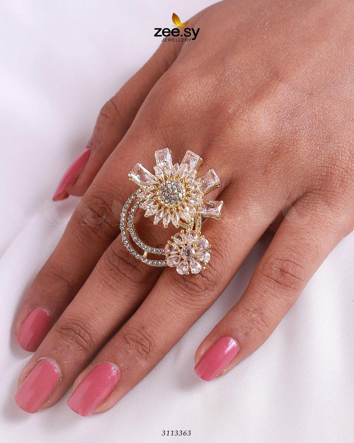 Aima Baig Ring Golden White Finger Ring - Zeesy Jewellery Pakistan | Premium Artificial & Imitation Jewellery