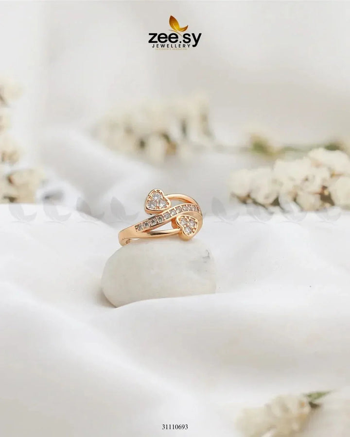 Amora Heart Ceystal Ring Golden Finger Ring - Zeesy Jewellery Pakistan | Premium Artificial & Imitation Jewellery