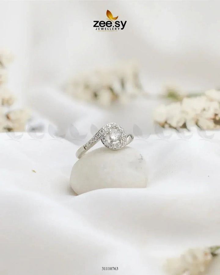 Elyora Ring Silver Finger Ring - Zeesy Jewellery Pakistan | Premium Artificial & Imitation Jewellery
