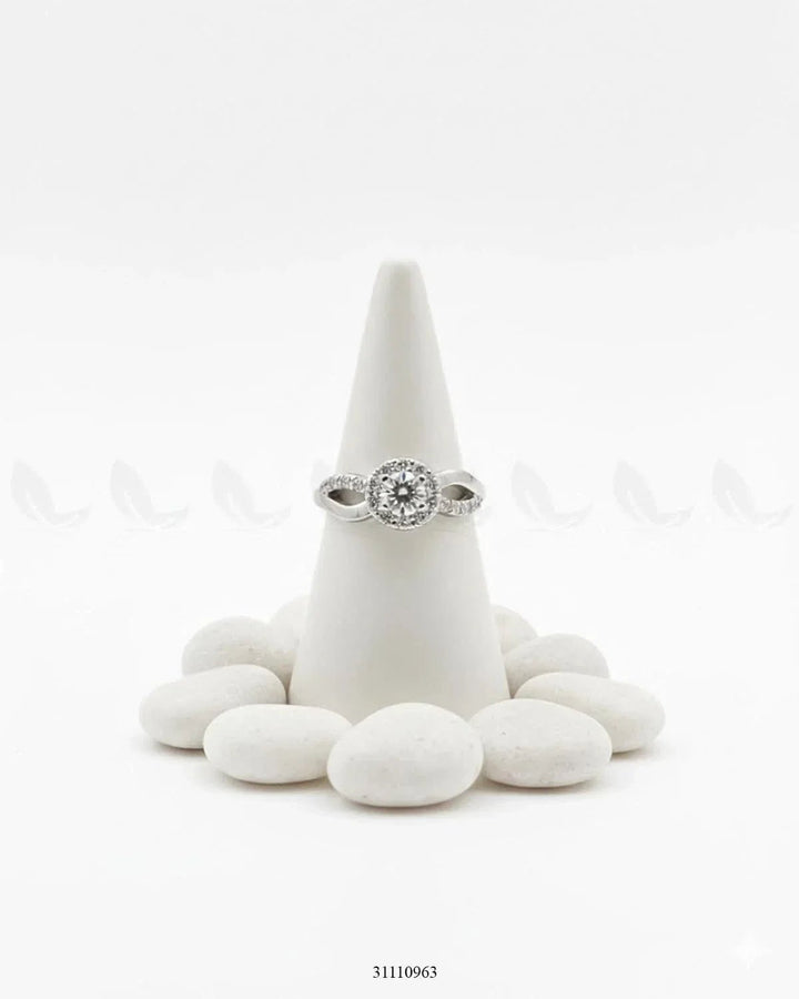 Veyra Ring Finger Ring - Zeesy Jewellery Pakistan | Premium Artificial & Imitation Jewellery