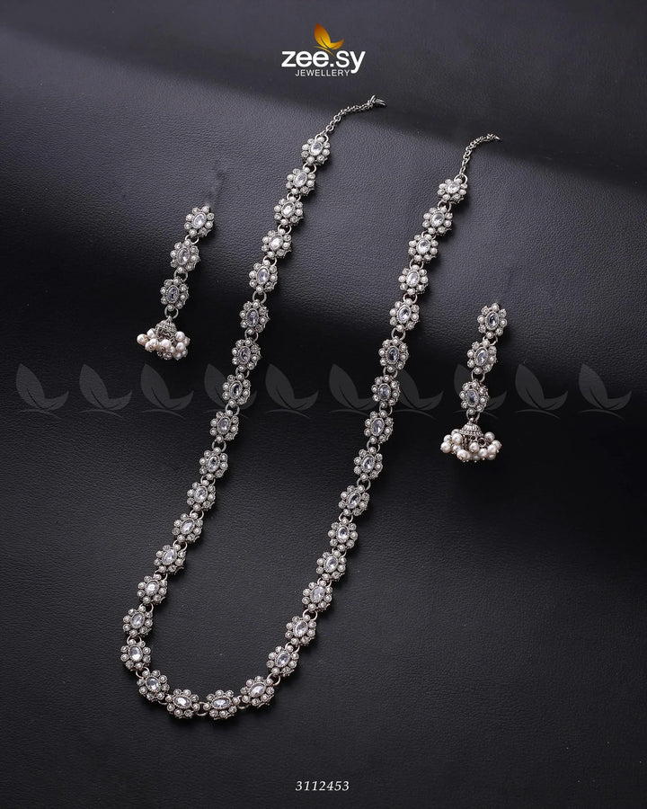 Reema Malla Necklace Silver White Malla Necklace - Zeesy Jewellery Pakistan | Premium Artificial & Imitation Jewellery