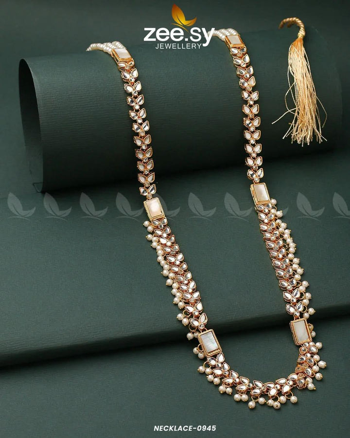 MALLA NECKLACE-0945 White Malla Necklace - Zeesy Jewellery Pakistan | Premium Artificial & Imitation Jewellery