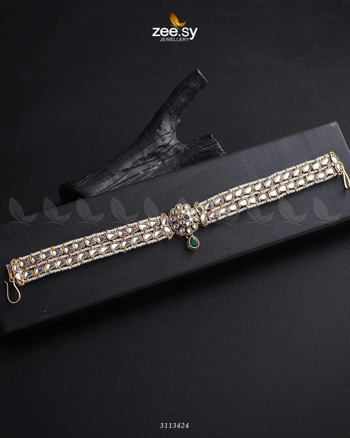 Eminent Gilded Forehead Sheesh Patti Green MATHA PATI - Zeesy Jewellery Pakistan | Premium Artificial & Imitation Jewellery