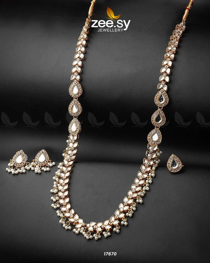 Adorned Malla necklace Necklace Sets - Zeesy Jewellery Pakistan | Premium Artificial & Imitation Jewellery