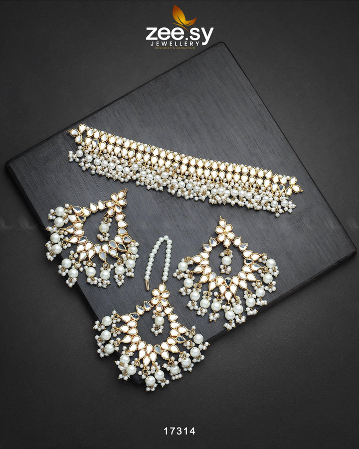Ayesha's Kundan Choker Set Necklace Sets - Zeesy Jewellery Pakistan | Premium Artificial & Imitation Jewellery