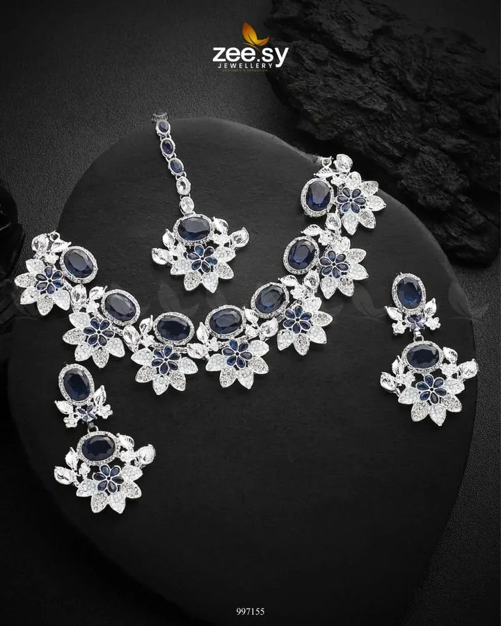 Lycoris Necklace Set Silver Blue Necklace Sets - Zeesy Jewellery Pakistan | Premium Artificial & Imitation Jewellery