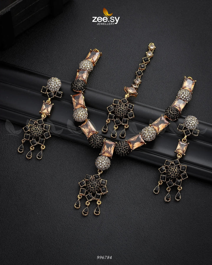 Agapanthus Necklace Set Necklace Sets - Zeesy Jewellery Pakistan | Premium Artificial & Imitation Jewellery