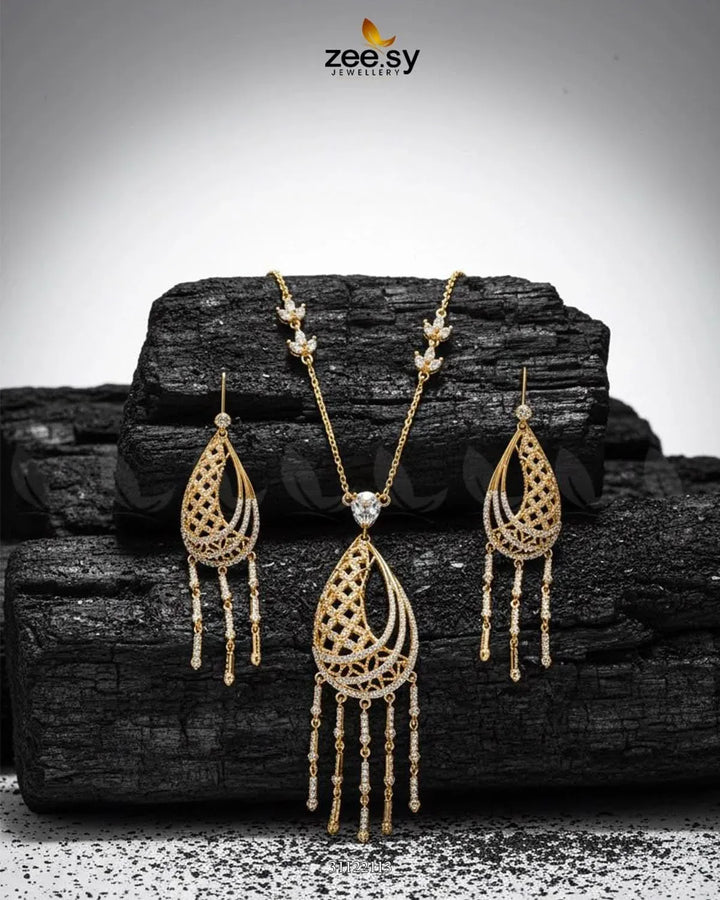 Cascade Dangle Necklace Set Golden Necklace Sets - Zeesy Jewellery Pakistan | Premium Artificial & Imitation Jewellery