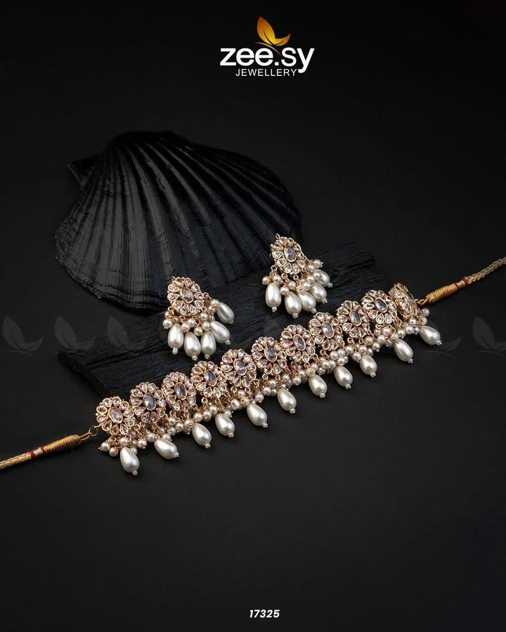Blooming Flower Necklace Set Golden Pearl Necklace Sets - Zeesy Jewellery Pakistan | Premium Artificial & Imitation Jewellery