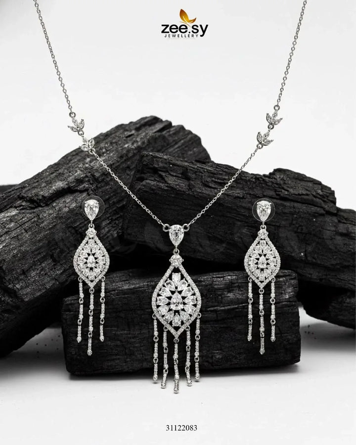 Heirloom Shared Bloom Necklace Set Silver Necklace Sets - Zeesy Jewellery Pakistan | Premium Artificial & Imitation Jewellery