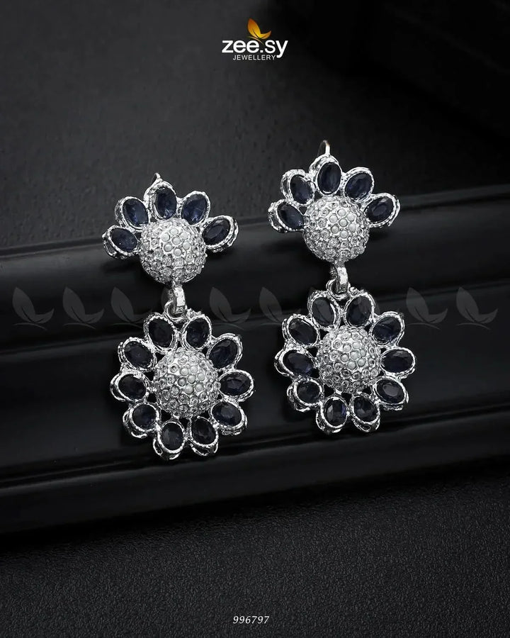 Alstroemeria Necklace set Necklace Sets - Zeesy Jewellery Pakistan | Premium Artificial & Imitation Jewellery