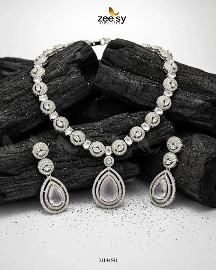 Elegant Heart Cluster Necklace Set Necklace Sets - Zeesy Jewellery Pakistan | Premium Artificial & Imitation Jewellery
